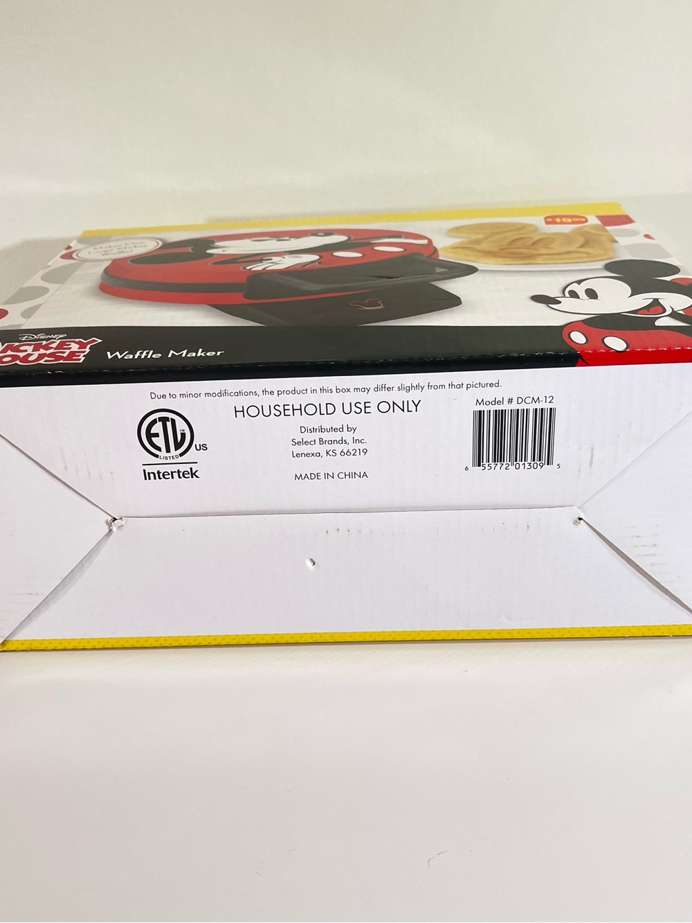 Disney Mickey Mouse 7.5 Inch Single Waffle Maker NIB Kitchen DCM12 Nonstick - Picture 5 of 10